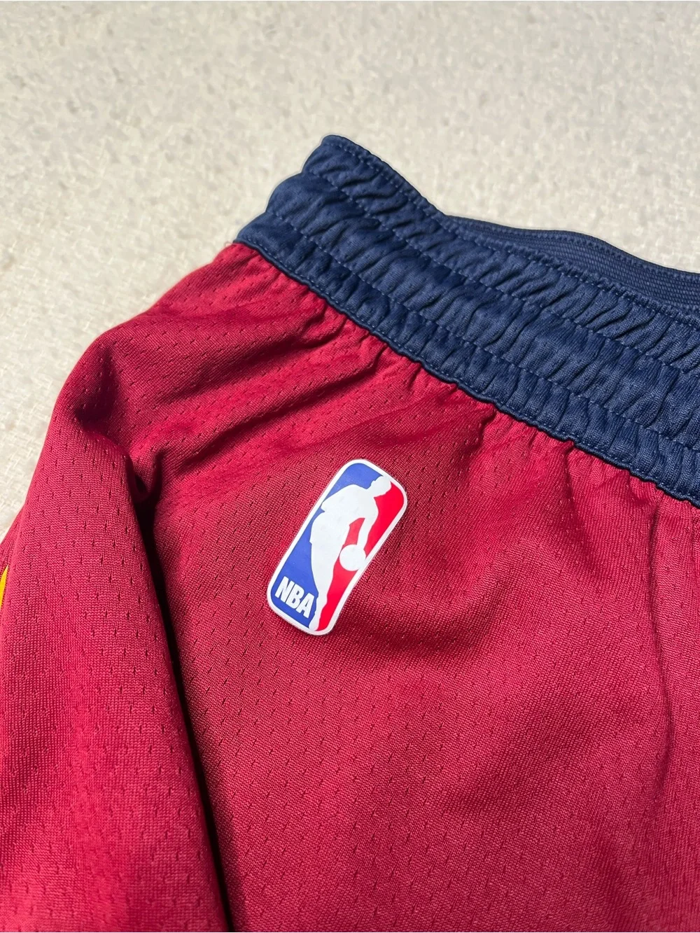 Nike NBA Cleveland Cavaliers Red Basketball Shorts Mens 34 M Lebron James Jersey
